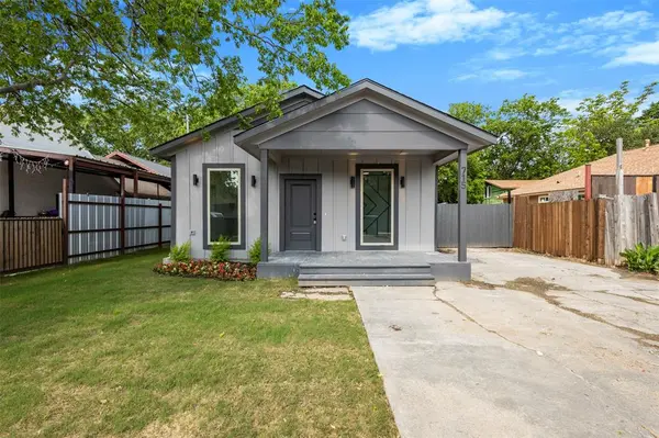 715 Ezekial Avenue, Dallas, TX 75217