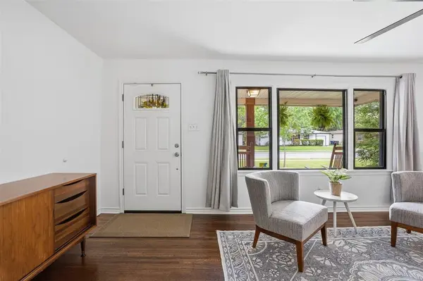 5600 Dennis Avenue, Fort Worth, TX 76114