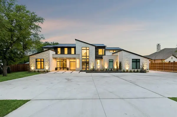 309 Glade Road, Colleyville, TX 76034