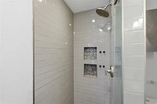 1505 Montclair Street, Arlington, TX 76015