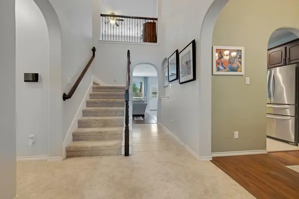 15724 Barton Ridge Drive, Fort Worth, TX 76177