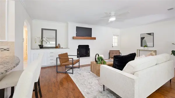 1924 Dakar Road E, Fort Worth, TX 76116