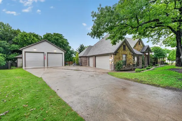 1005 Meadow Lark Lane, Weatherford, TX 76087