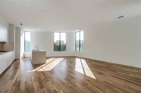 2422 N Carroll Avenue #2, Dallas, TX 75204