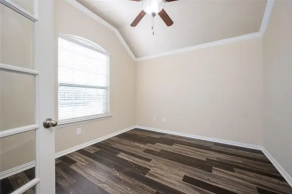 14805 Gilley Lane, Fort Worth, TX 76052