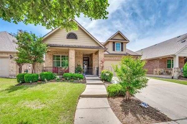 1317 Isabella Lane, Savannah, TX 76227