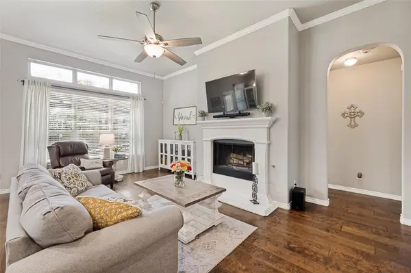 1317 Isabella Lane, Savannah, TX 76227