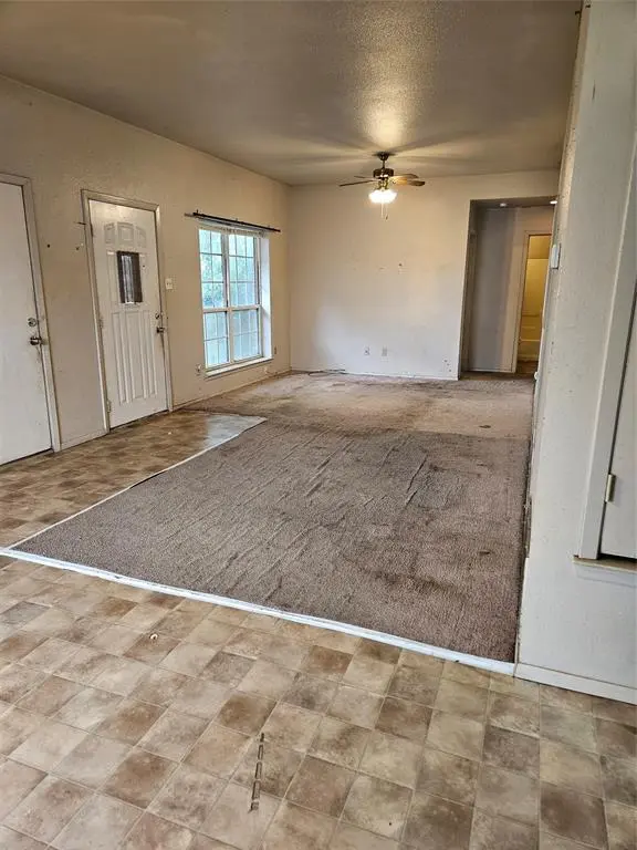 114 Silver Fox, Lacy Lakeview, TX 76705