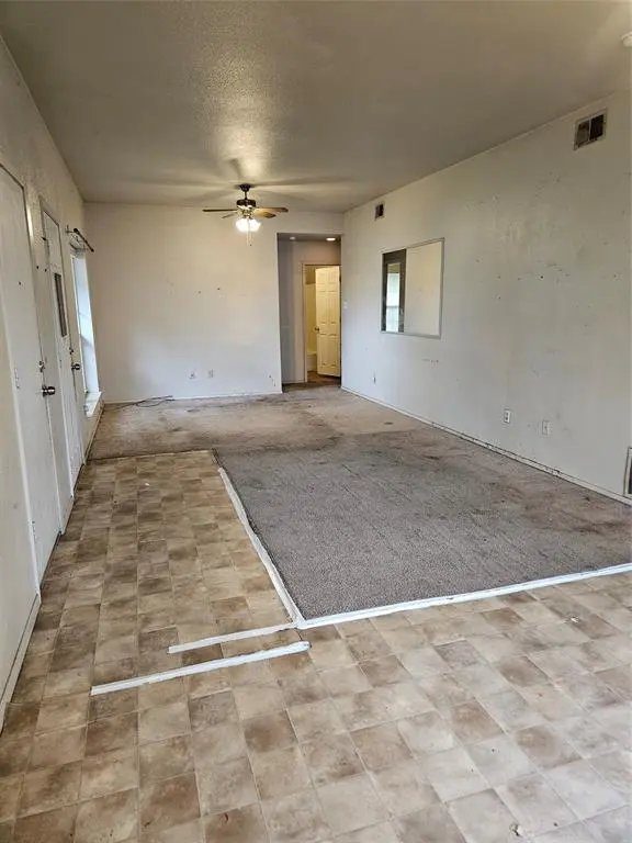 114 Silver Fox, Lacy Lakeview, TX 76705