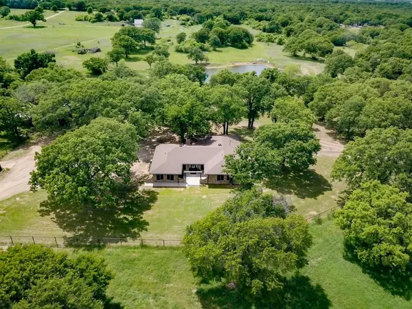 151 Private Road 1989, Chico, TX 76431