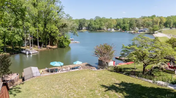 2206 Timberlake DR, Lynchburg, VA 24502