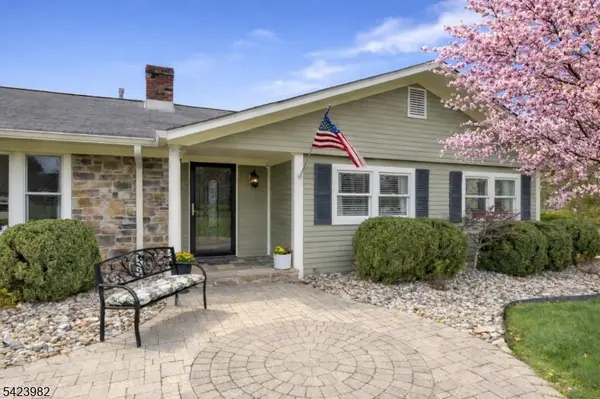 1 DEMOTT DR, Readington Twp., NJ 08889