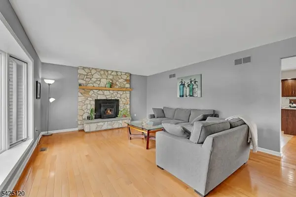 33 Hog Hollow Rd, Alexandria Twp., NJ 08867