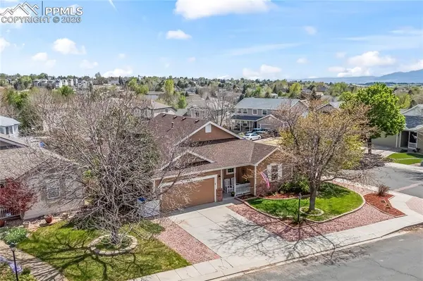 6615 Riata CT, Colorado Springs, CO 80922