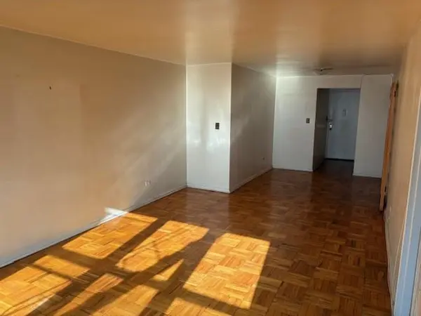 515 East 7th ST #1M, Brooklyn, NY 11218