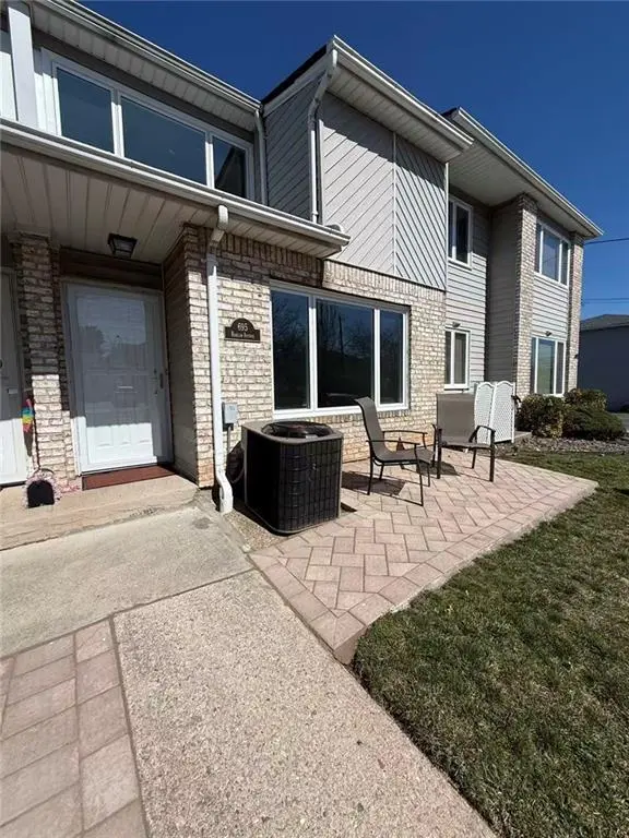 695 Barlow AVE, Staten  Island, NY 10312