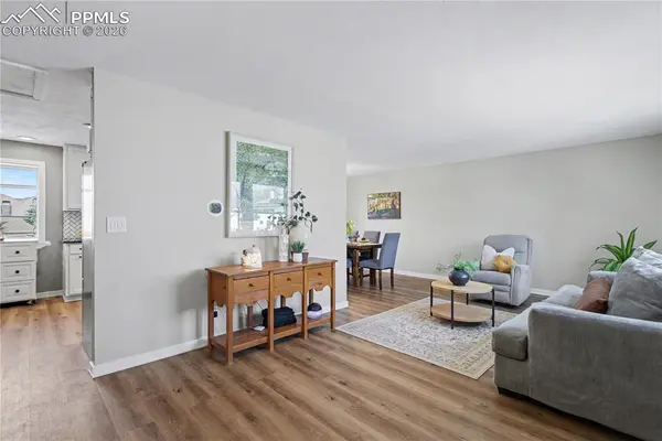 2568 Legend DR, Colorado Springs, CO 80920