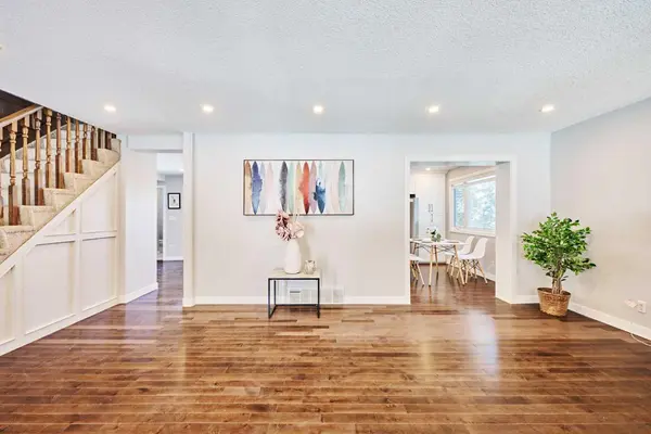 103 Pump Hill RD SW, Calgary, AB T2V 4L7