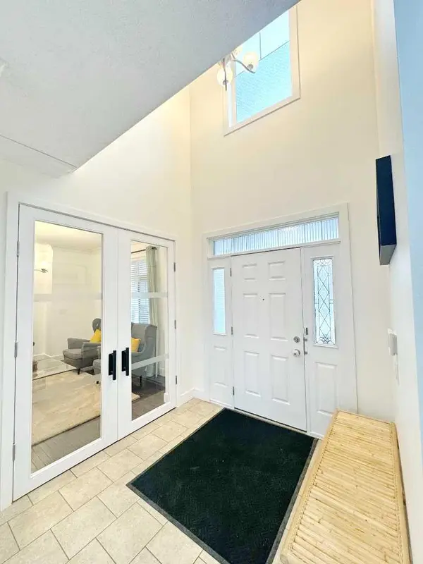 109 KINNIBURGH BLVD E, Chestermere, AB T1X 0L9