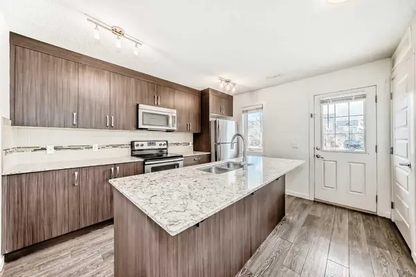 56 Auburn Bay Link SE, Calgary, AB T3M 1S7