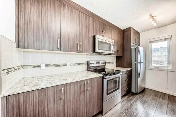 56 Auburn Bay Link SE, Calgary, AB T3M 1S7