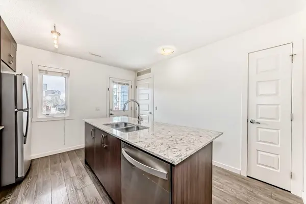 56 Auburn Bay Link SE, Calgary, AB T3M 1S7