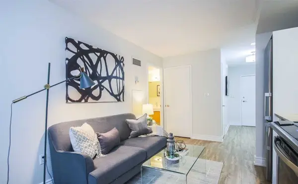 4k Spadina AVE #228, Toronto C01, ON M5V 3Y7