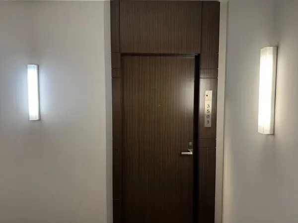 1 The Esplanade DR #3501, Toronto C08, ON M5E 0A8