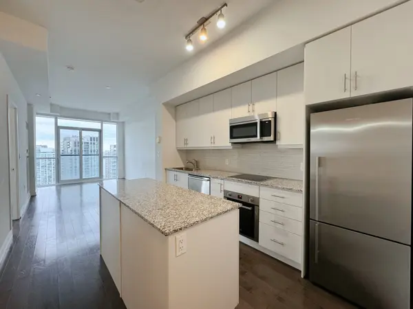 1 The Esplanade DR #3501, Toronto C08, ON M5E 0A8