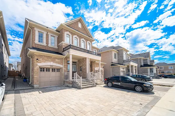382 Kirkham DR, Markham, ON L3S 0E4