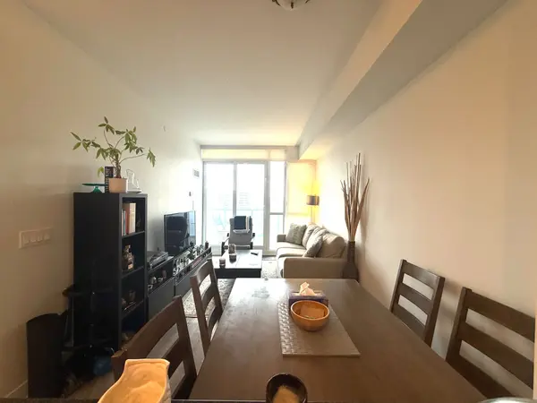 9471 Yonge ST #808, Richmond Hill, ON L4C 0Z5