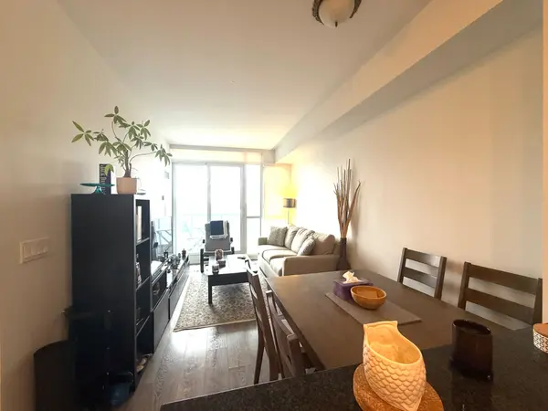 9471 Yonge ST #808, Richmond Hill, ON L4C 0Z5