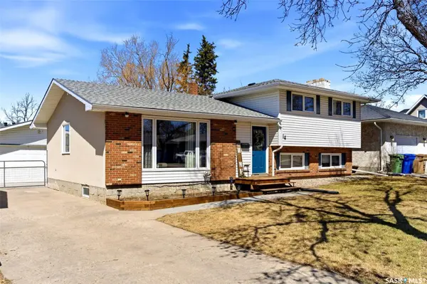 34 Selby CRESCENT, Regina, SK S4T 6W1