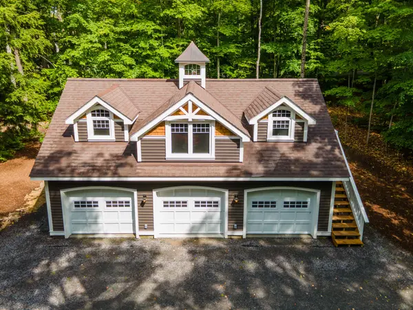 1027 CHOWN RD, Muskoka Lakes, ON P0C 1H0