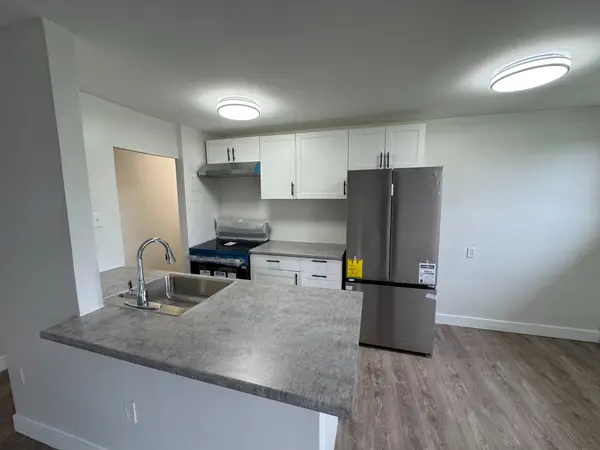 1825 Whitney ST #307, London East, ON N5W 2W3