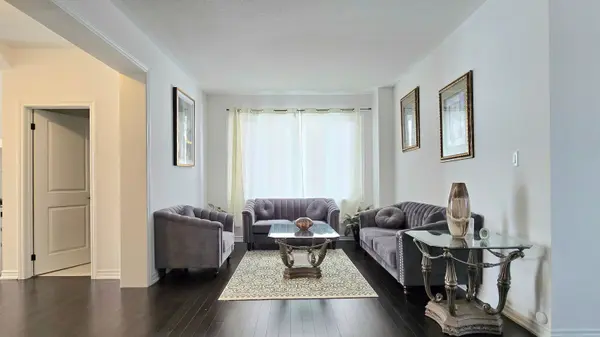 18 Hancock CRES, Kawartha Lakes, ON K9V 0P2