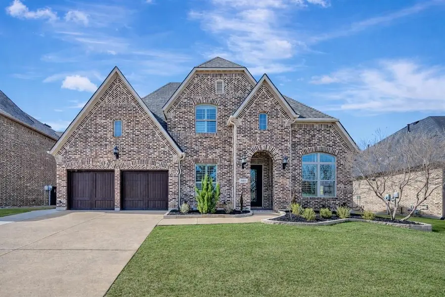 1009 Holston Hills Trail, Roanoke, TX 76262