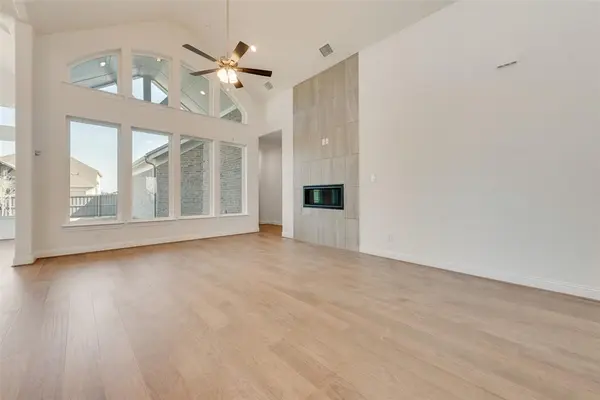 3542 Coneflower Trail, Prairie Ridge, TX 76084