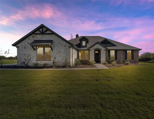 30 Roosevelt Lane, Valley View, TX 76272