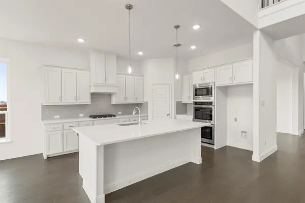 403 Heritage Hill Drive, Forney, TX 75126