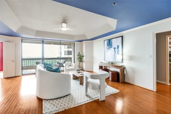 5909 Luther Lane #2104, Dallas, TX 75225