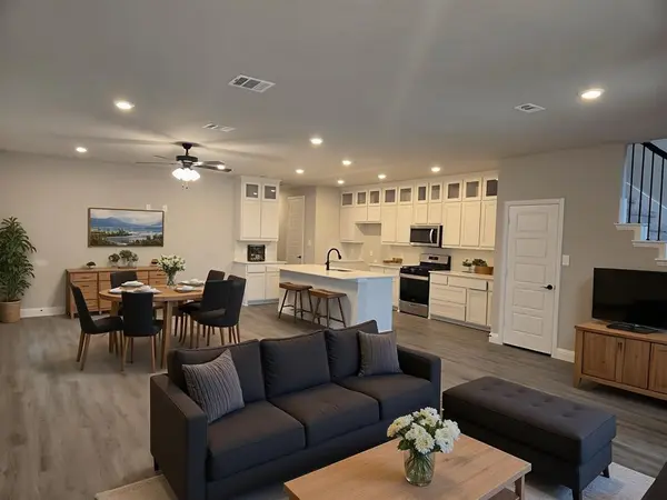 7208 Bayhill Lane, Rowlett, TX 75088