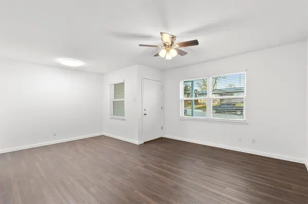 2516 Albemarle Drive, Farmers Branch, TX 75234