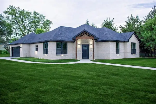 2212 Lakeshore Lane, Glenn Heights, TX 75154