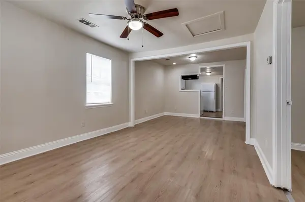 2415 Bethurum Avenue, Dallas, TX 75215