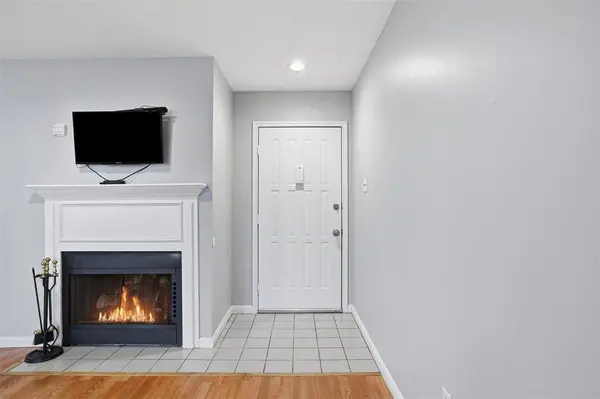 2535 Wedglea Drive #F-127, Dallas, TX 75211