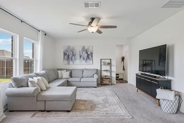 770 Yorkshire Drive, Lavon, TX 75166