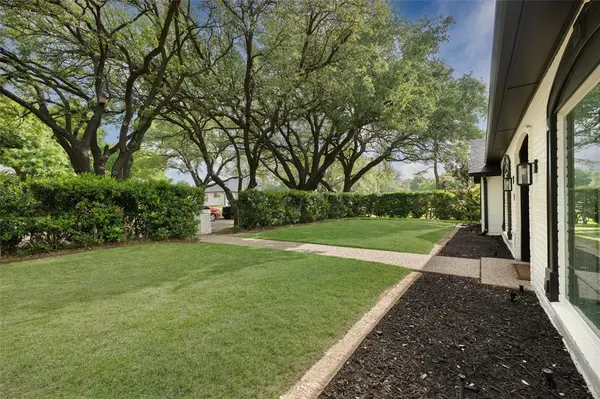 7108 Hunters Ridge Drive, Dallas, TX 75248