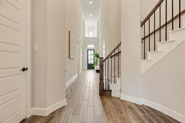 1753 Sir Dustin Lane, Carrollton, TX 75010