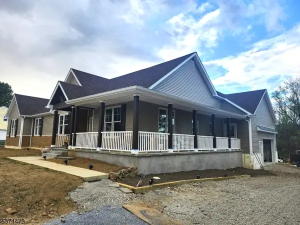 81 Belview Rd, Lopatcong Twp., NJ 08865